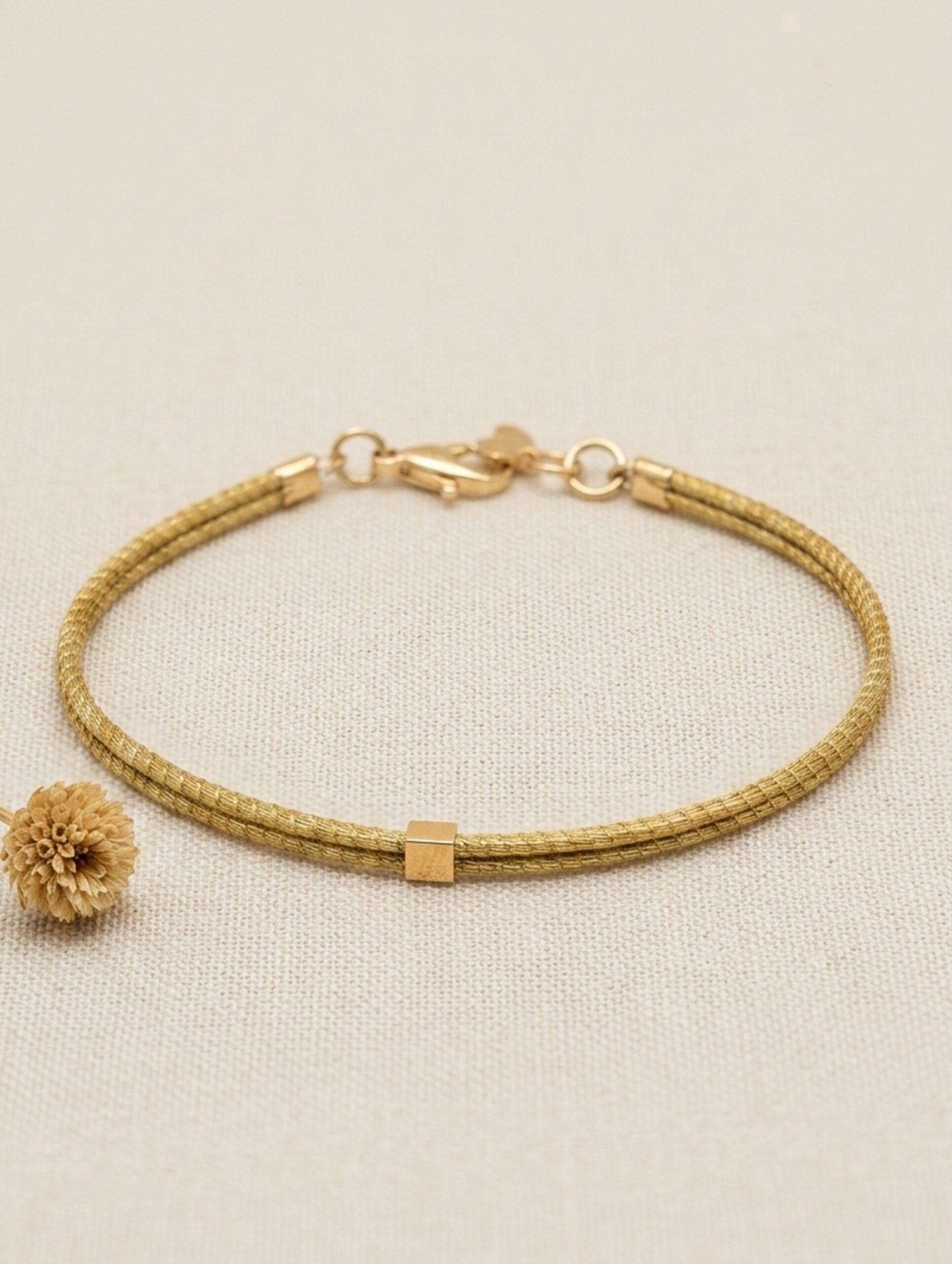 joyas artesanales y sostenibles - PULSERA Oro vegetal capim dourado