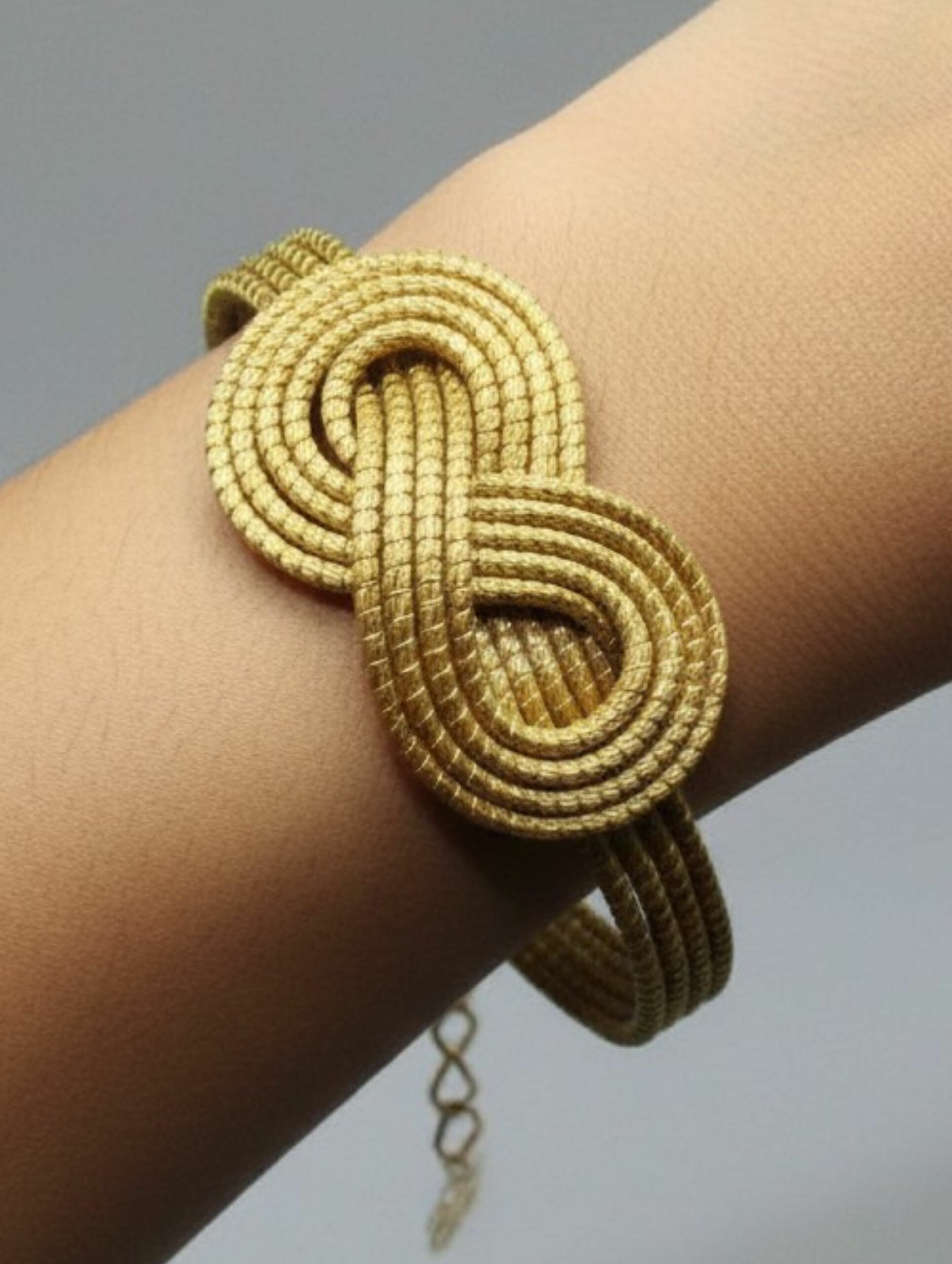 joyas artesanales y sostenibles - PULSERA Oro vegetal capim dourado
