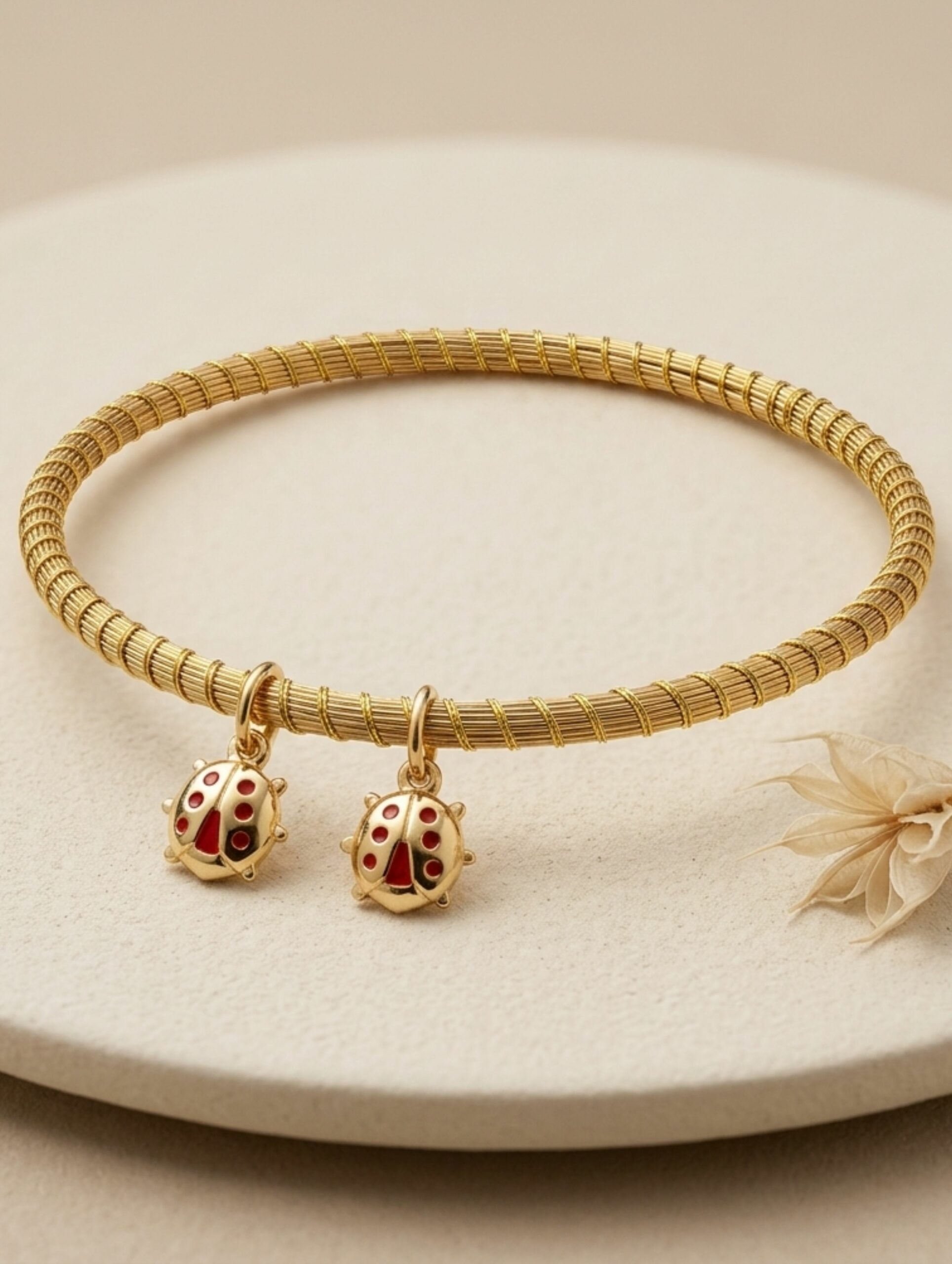 joyas artesanales y sostenibles - PULSERA Oro vegetal capim dourado