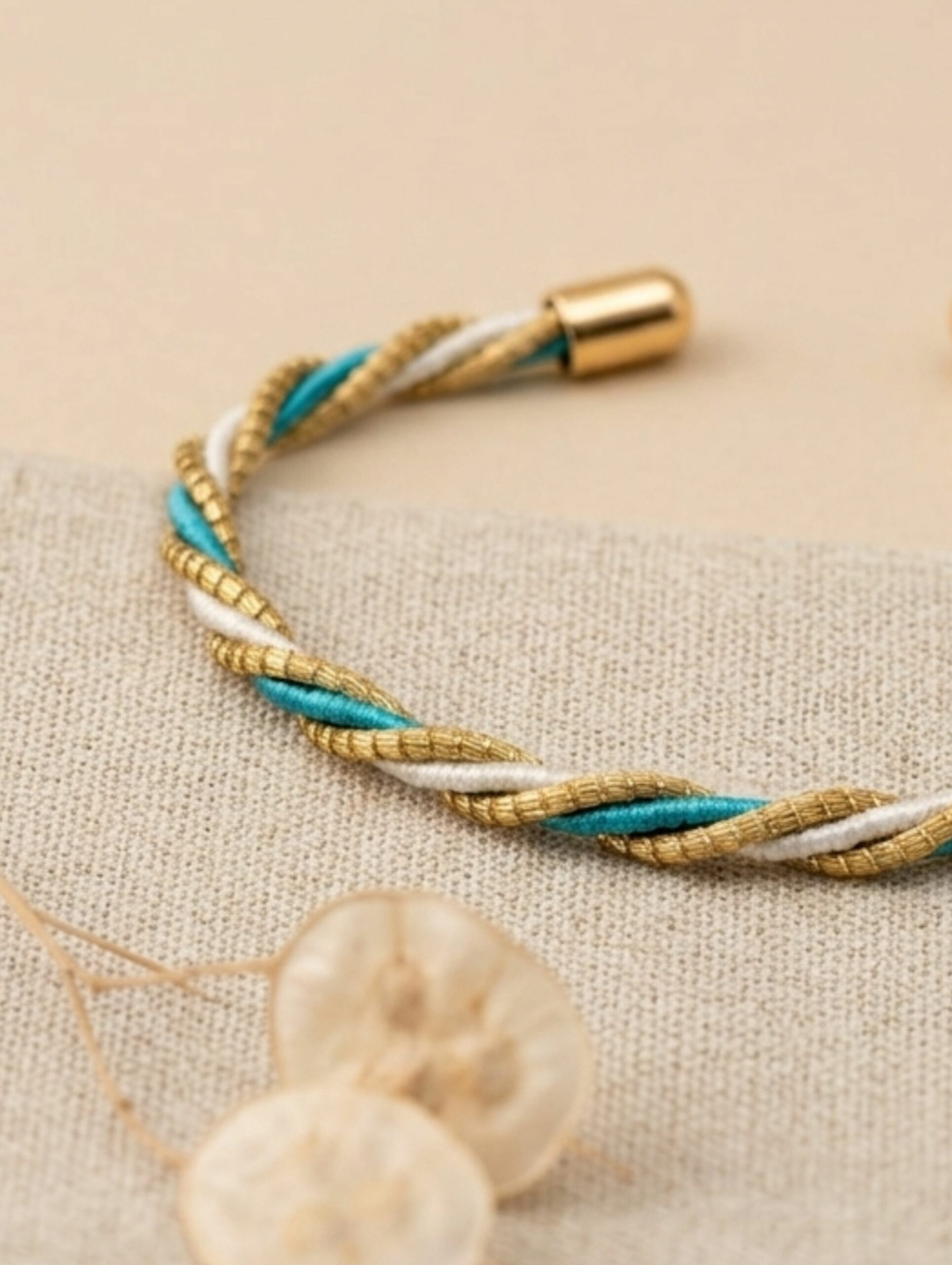 joyas artesanales y sostenibles - PULSERA Oro vegetal capim dourado