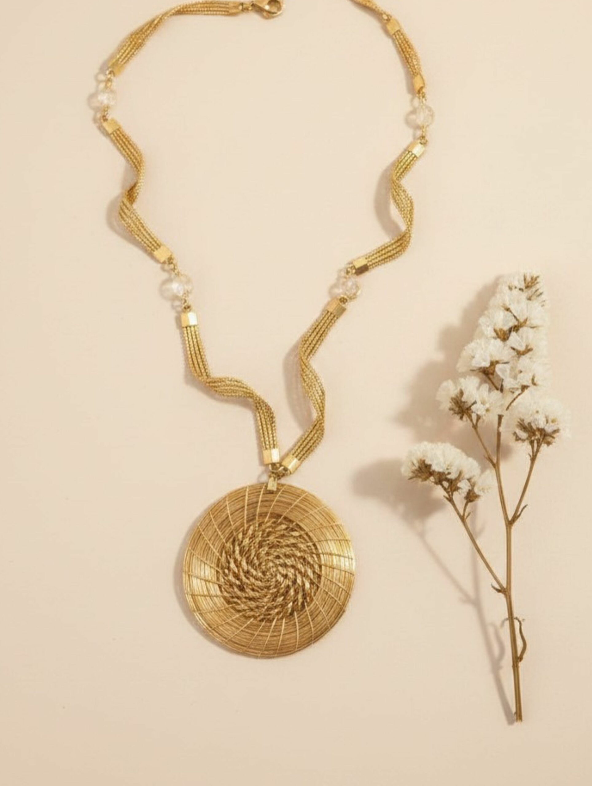 joyas artesanales y sostenibles - PULSERA Oro vegetal capim dourado