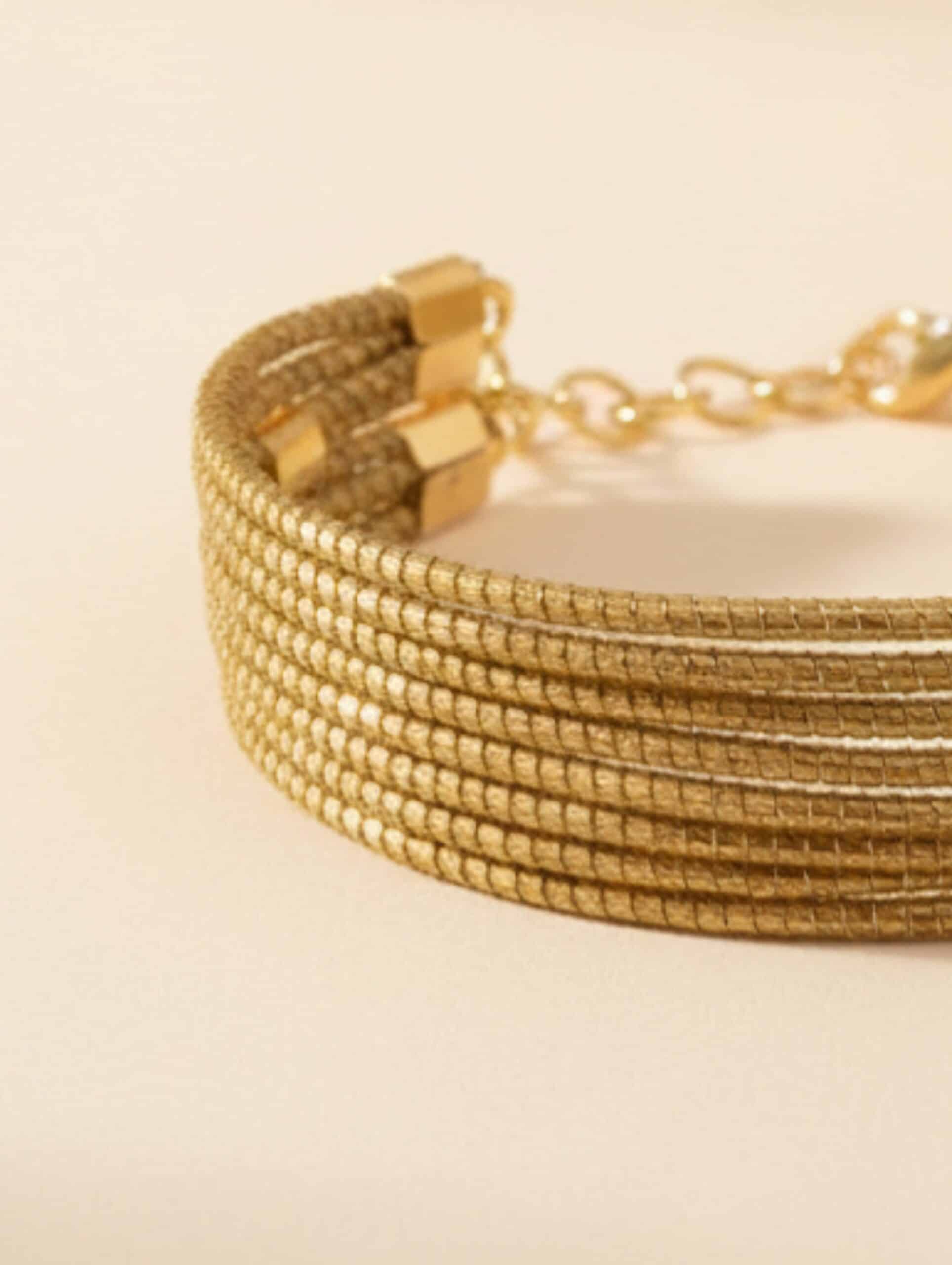 joyas artesanales y sostenibles - PULSERA Oro vegetal capim dourado