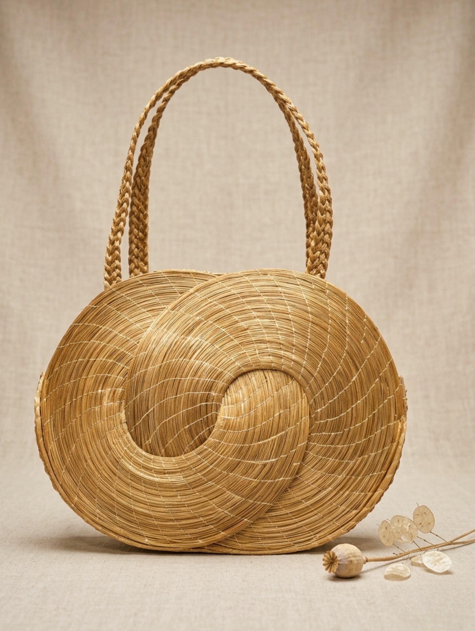 joyas artesanales y sostenibles - BOLSO Oro vegetal capim dourado