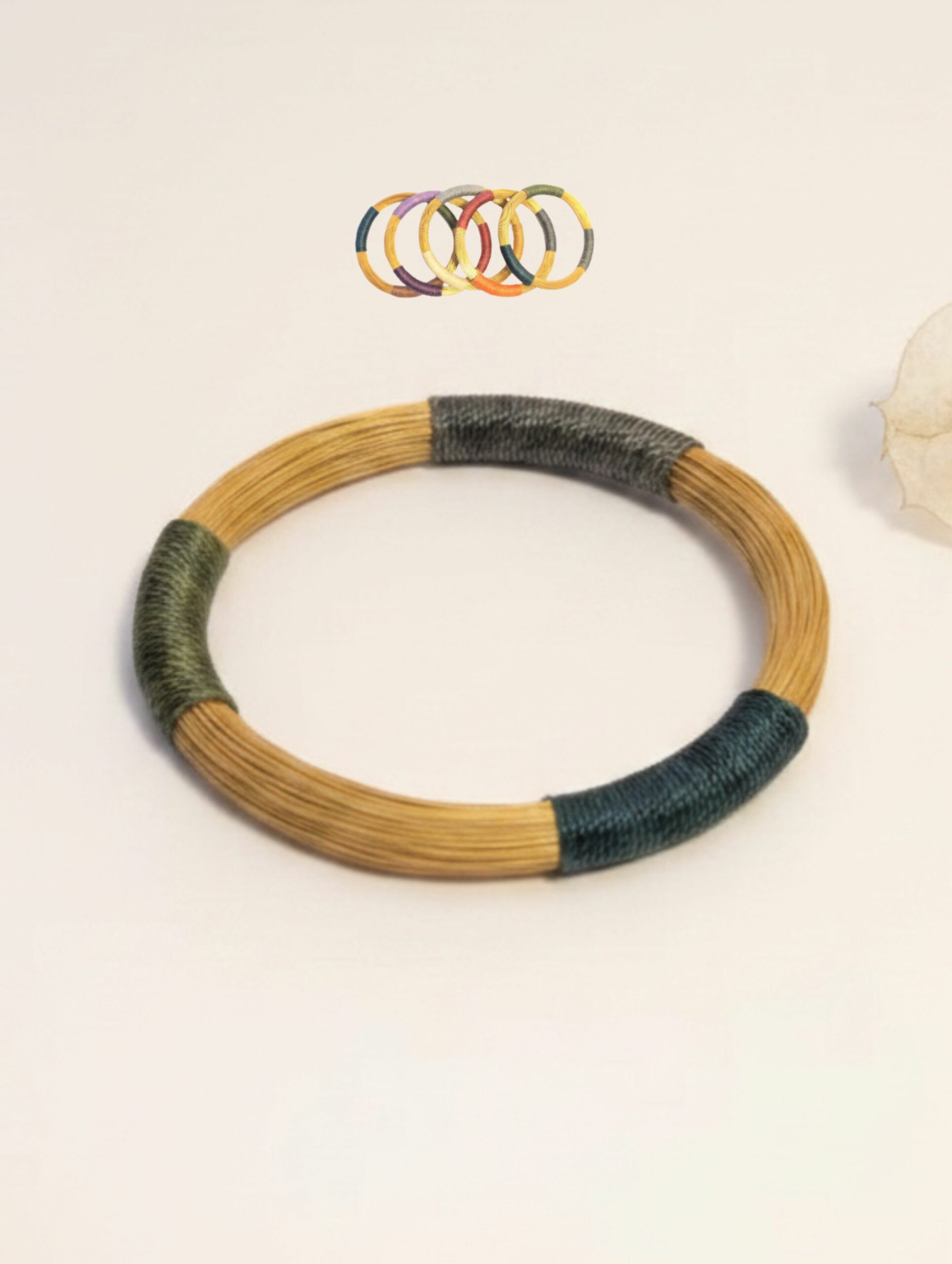 joyas artesanales y sostenibles - PULSERA Oro vegetal capim dourado