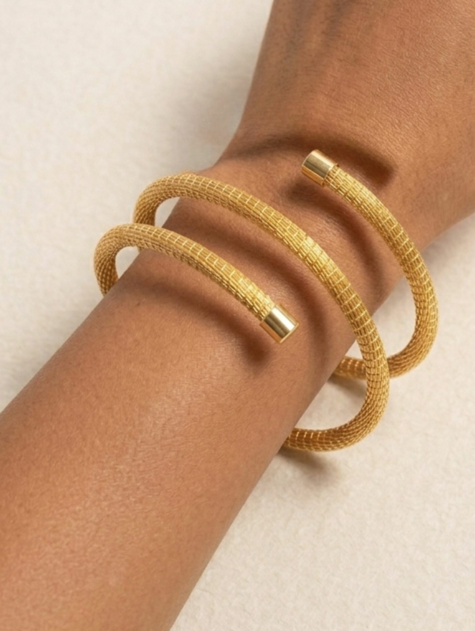 joyas artesanales y sostenibles - PULSERA Oro vegetal capim dourado