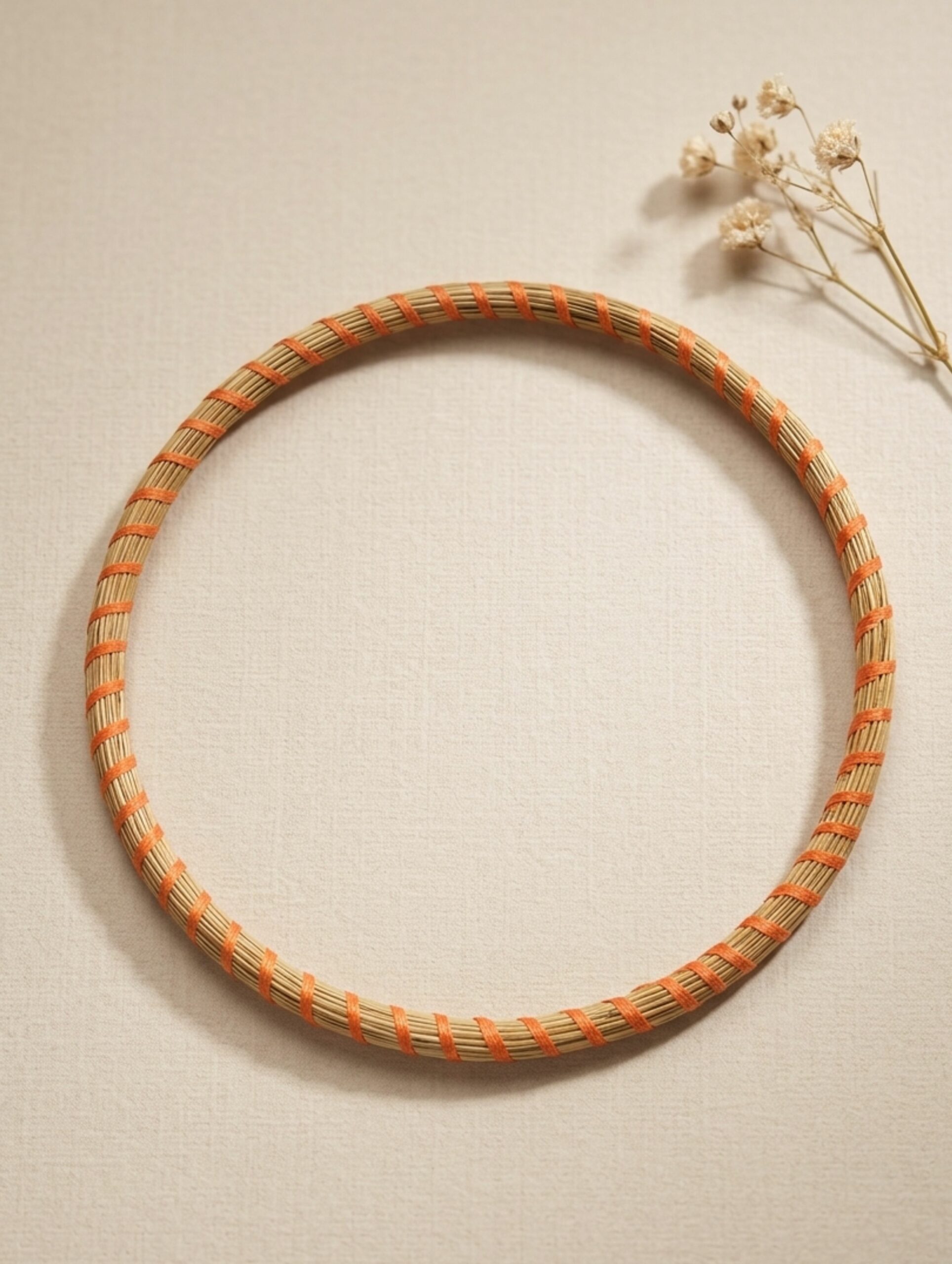 joyas artesanales y sostenibles - PULSERA Oro vegetal capim dourado