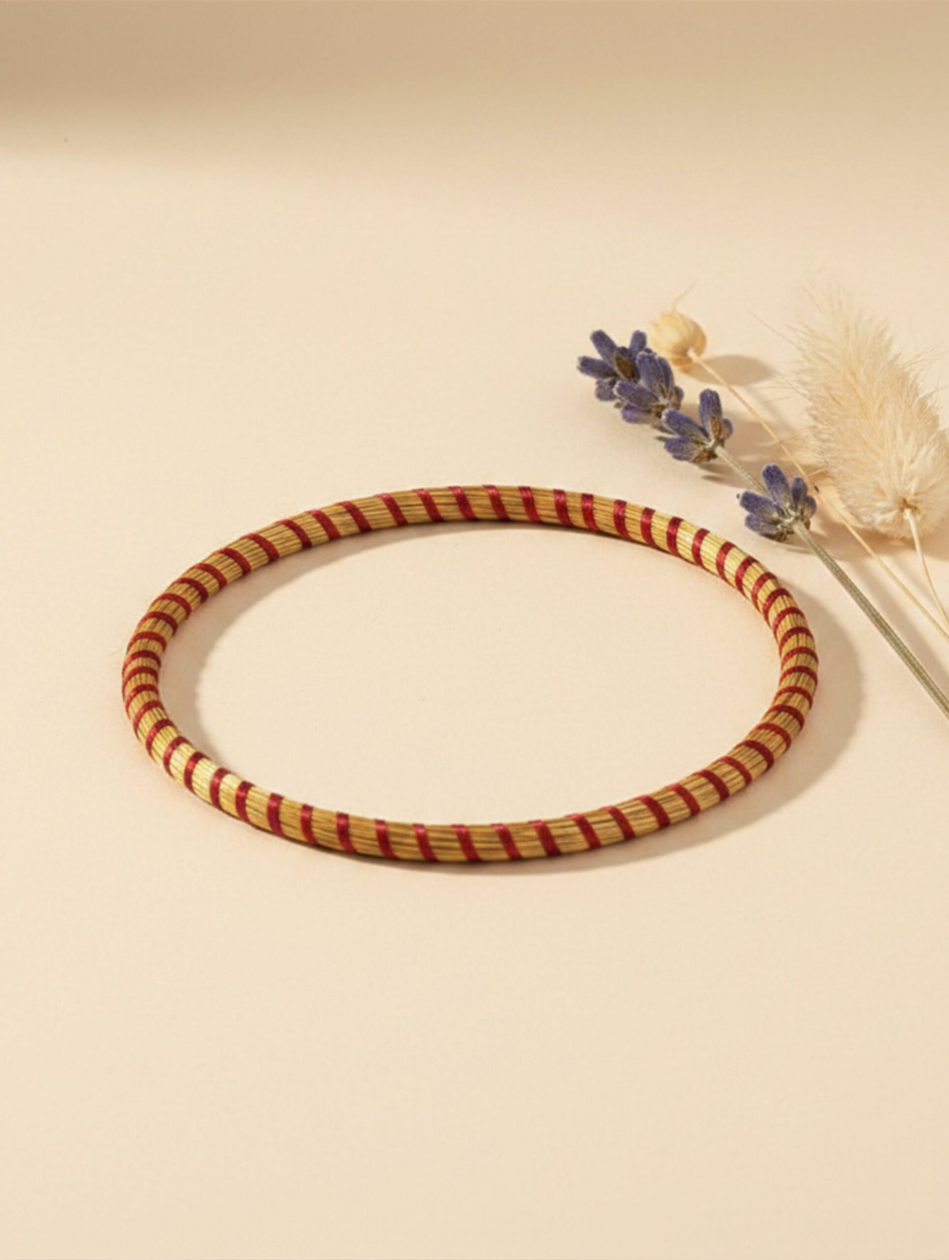 joyas artesanales y sostenibles - PULSERA Oro vegetal capim dourado