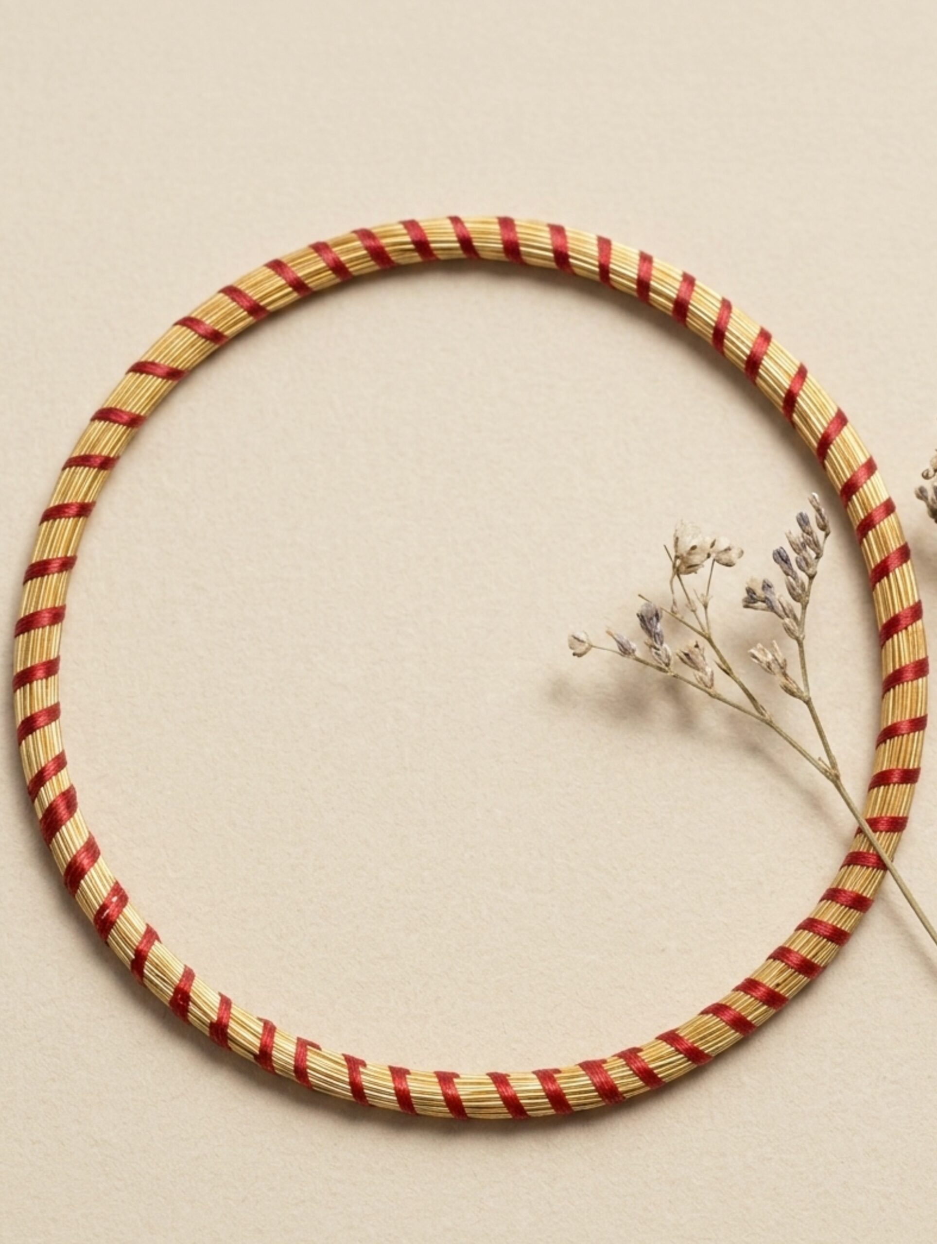 joyas artesanales y sostenibles - PULSERA Oro vegetal capim dourado