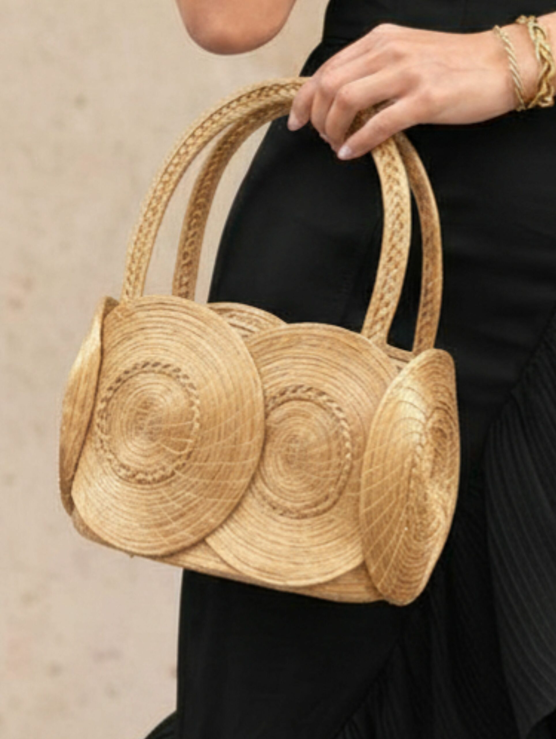 joyas artesanales y sostenibles - BOLSO Oro vegetal capim dourado
