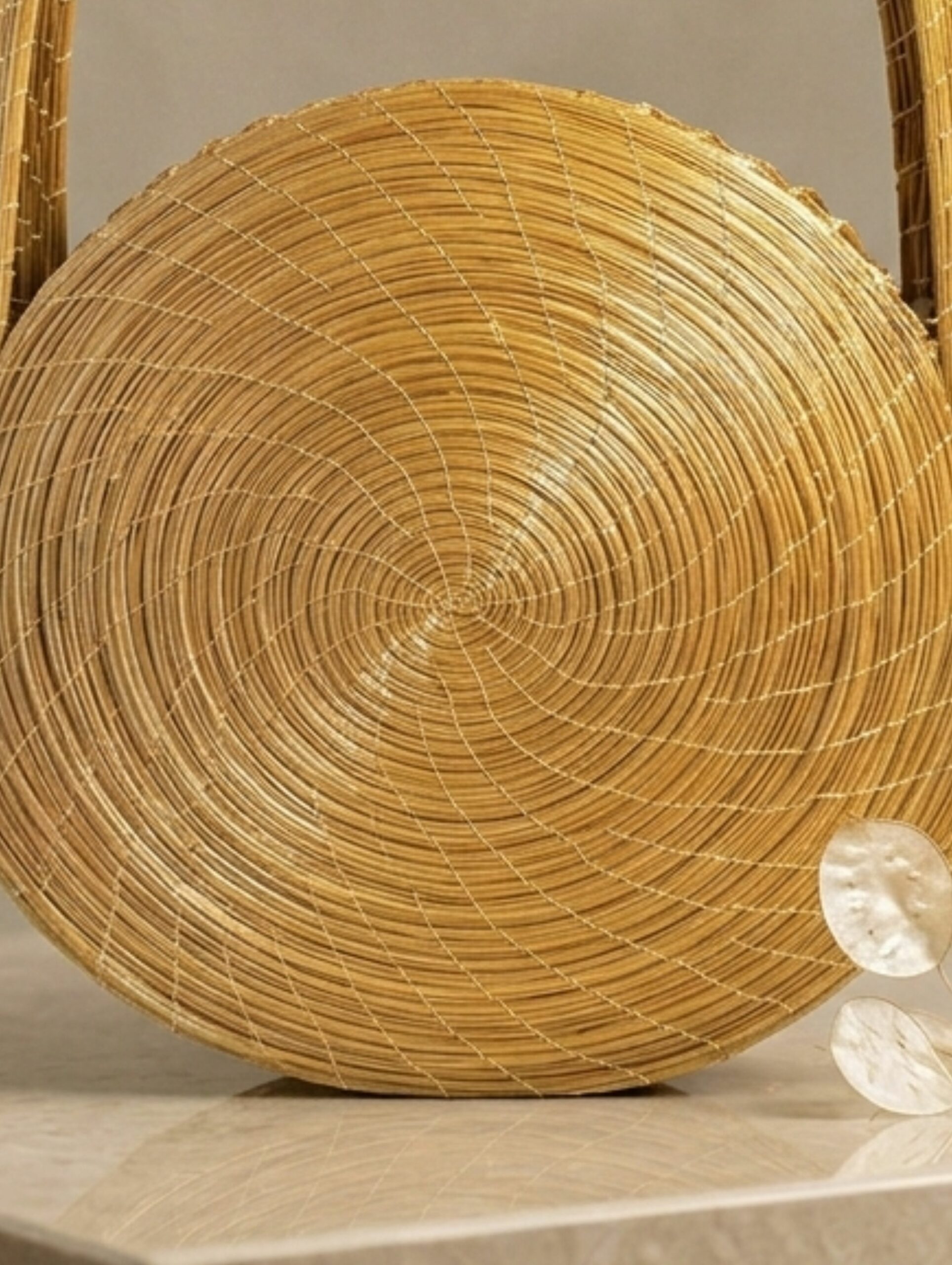 joyas artesanales y sostenibles - BOLSO Oro vegetal capim dourado