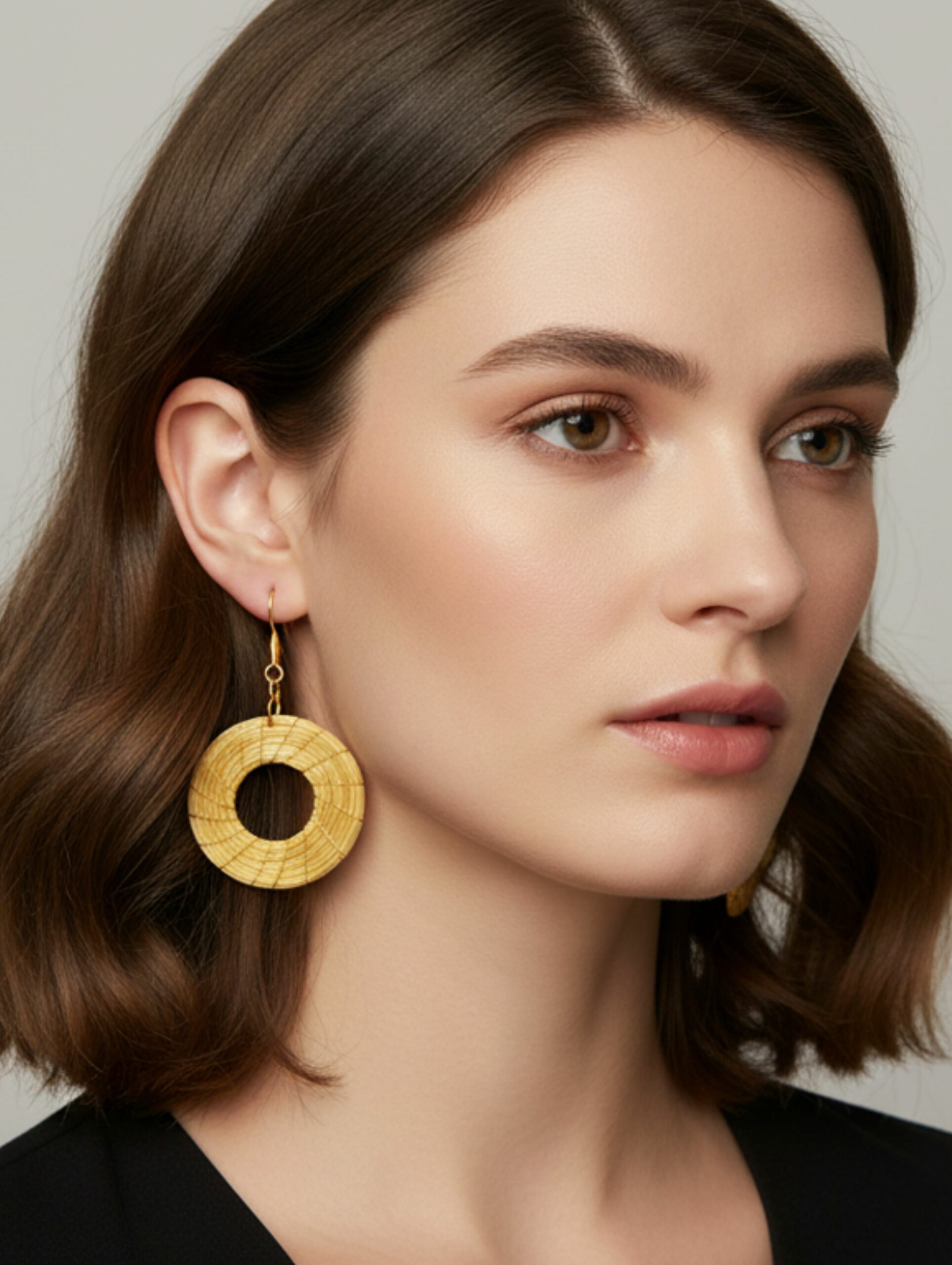 Pendientes de oro vegetal – ENERGIA- Biojoya Capim dorado – Joya sostenible hecha a mano – Ganchos – 6x3cm SLOWECO