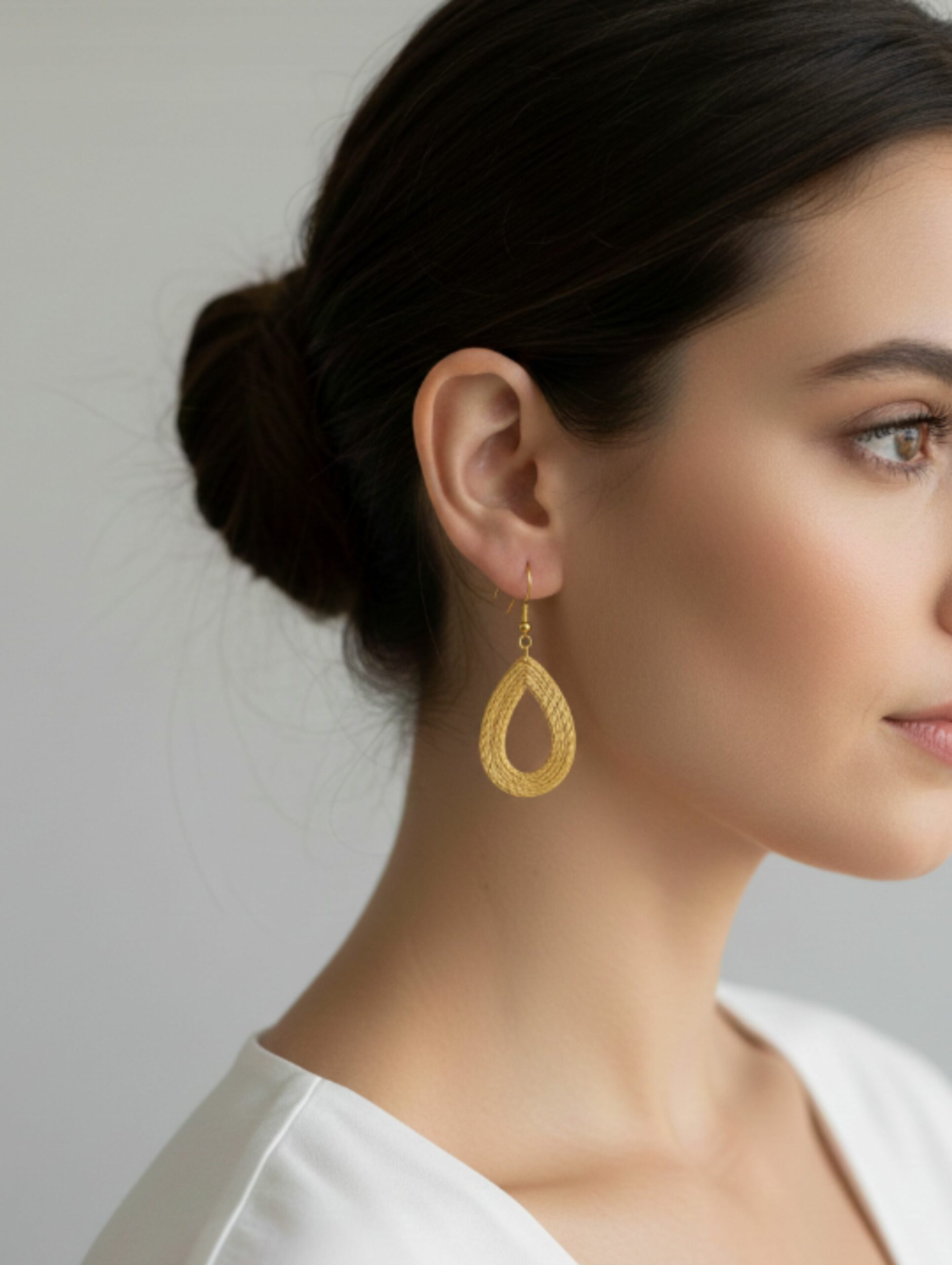 Pendientes de oro vegetal – VITALIDAD – Biojoya Capim dorado – Joya sostenible hecha a mano – Ganchos – 6×2,5cm SLOWECO