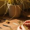 Ideas de regalo: joyas artesanales para mujer originales y sostenibles