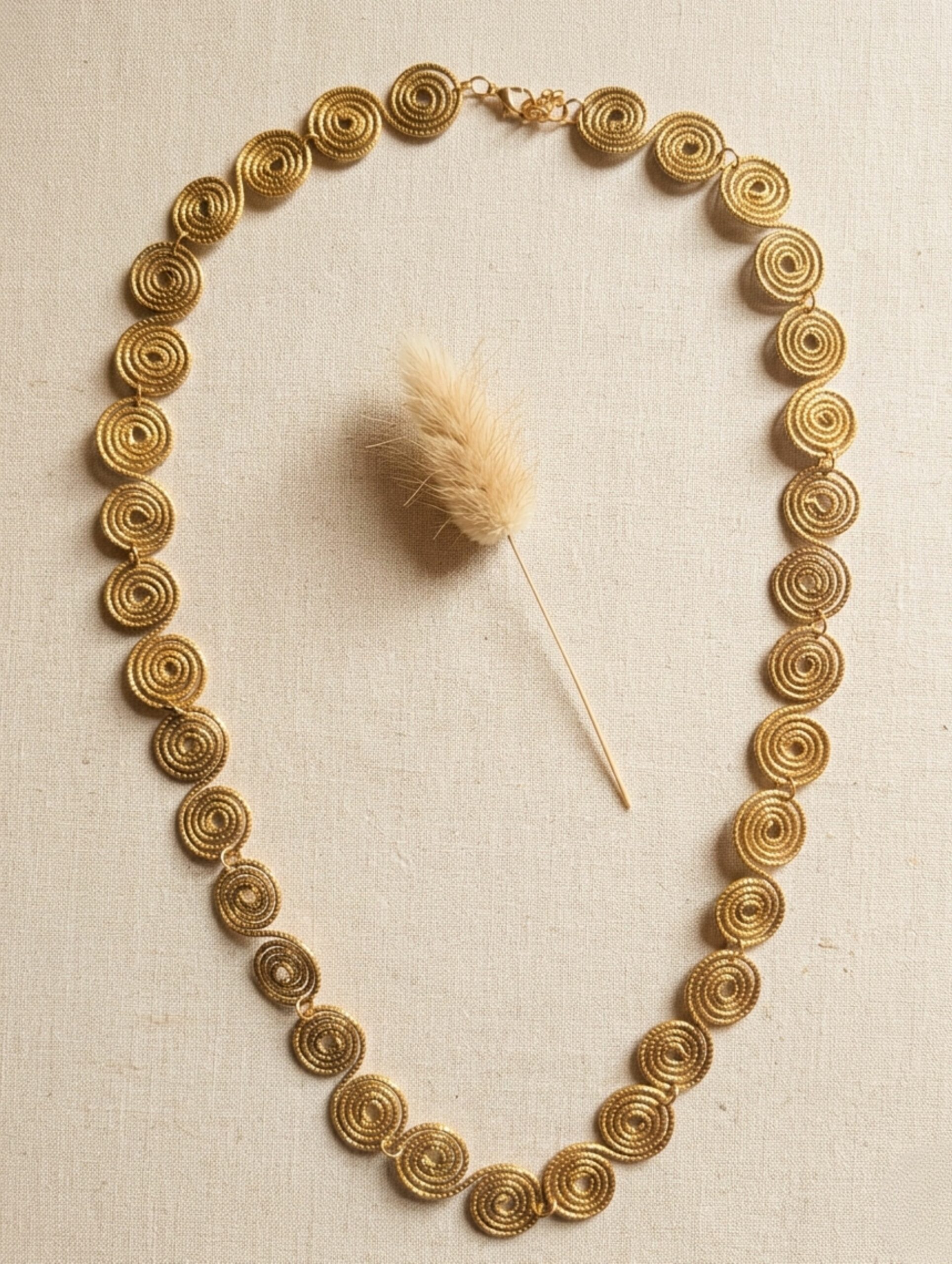 joyas artesanales y sostenibles - COLLAR Oro vegetal capim dourado