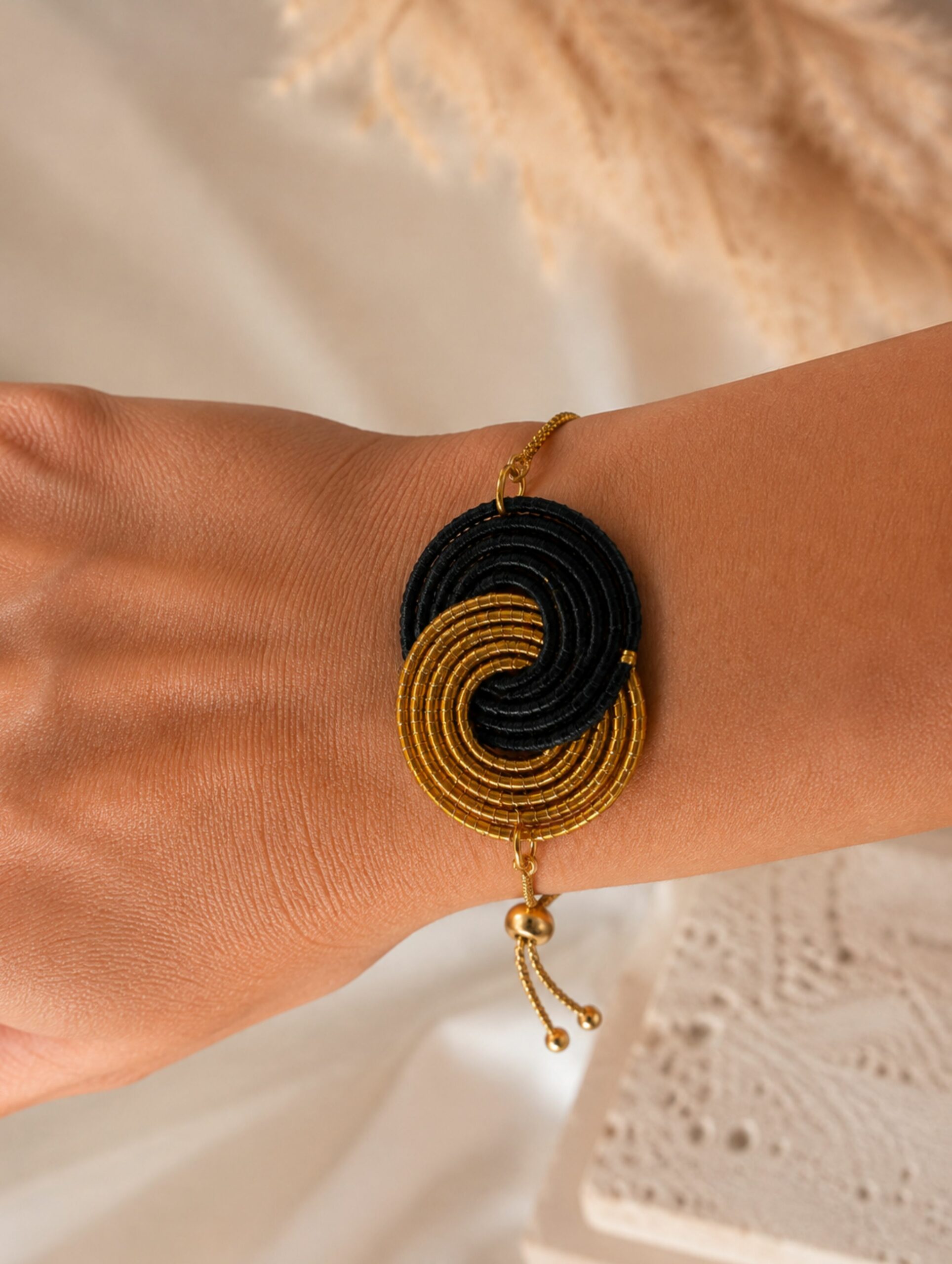 Pulsera de oro vegetal PARIS COLOR – Biojoya Capim Dourado – Ajustable – SLOWECO