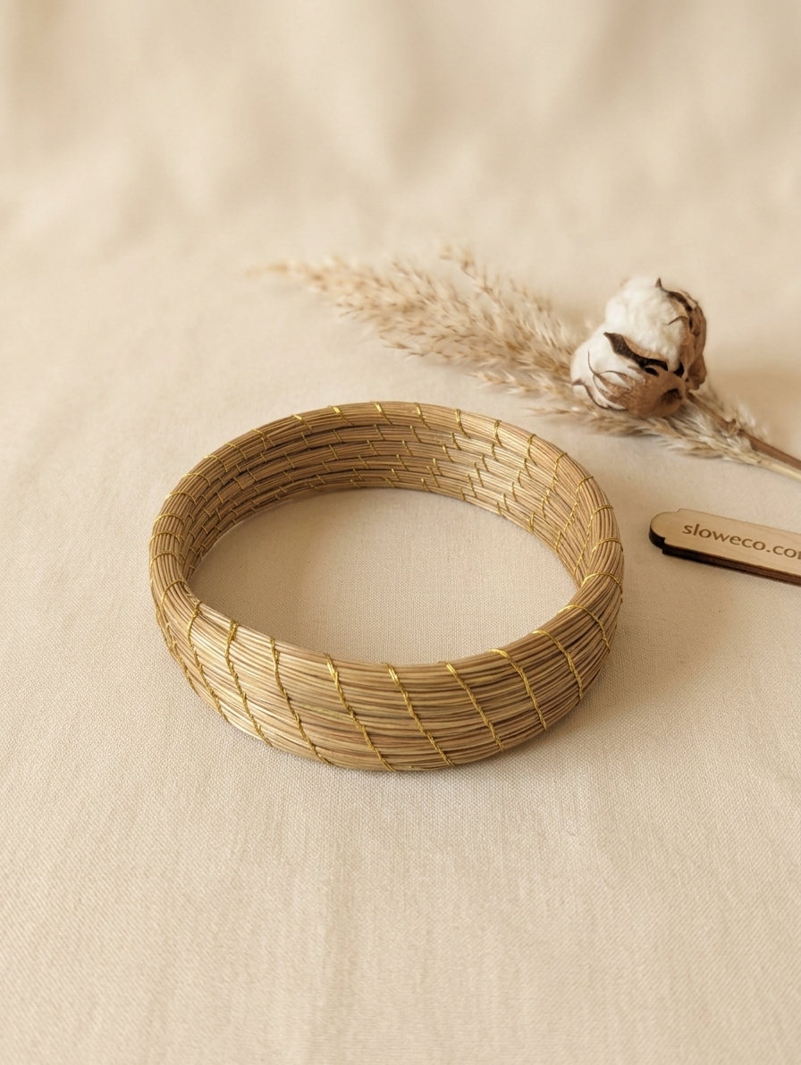 brazalete oro vegetal capim dourado safari